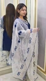 Lucknow Embroidery Three piece💫